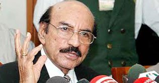 Karachi: PPP Ministers stopped to give statements against MQM