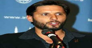 Kamran to play as wicket keeper: Afridi  