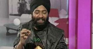 Musician Jassi Singh and two friends briefly arrested in Lahore 