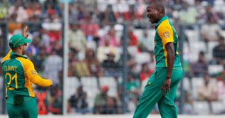 World Cup 2011: Bangladesh fall apart on 78