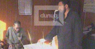 Polling continues in tank amid tight security 