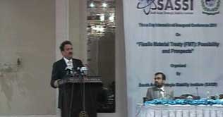 Pakistans nuclear assets in safe hands: Malik