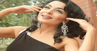 Meera signs Indian film for Rs 10m