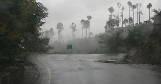 Mercury falls in north, but Sindh sizzles in heat