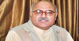 Strengthen govt against threat of dictatorship: Iftikhar