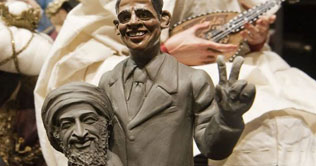 Italian statuette shows Obama holding bin Laden's head