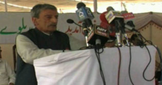 Railway minister inaugurates Sahiwal-Karachi double track