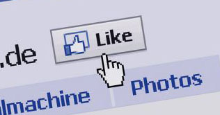  Facebook sued for liking products and Friend Finding