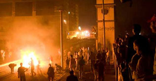 Six killed, 75 wounded in Cairo sectarian violence