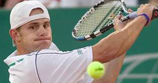 Simon shocks Roddick in Rome Masters