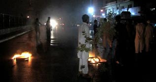 Karachi: People protest against power outages