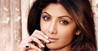 Shilpa is expecting, turns down movie roles