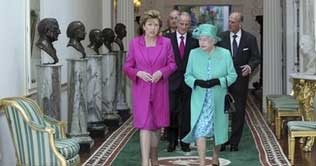 Britain's Queen Elizabeth arrives in Dublin