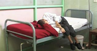 Muzaffarabad: 50 school children fall unconscious