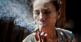 Smoking raises odds for cancer