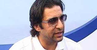 Akram criticises PCBs decision to replace Afridi