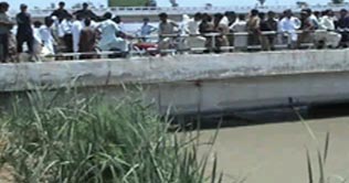 Mother commits suicide along with 3 children