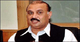  Raja Riaz asks Nawaz to replace Punjab CM