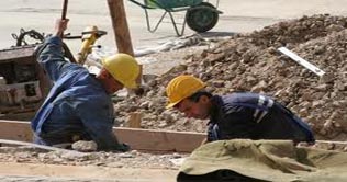 Saudi Arabia to limit foreign workers' permits