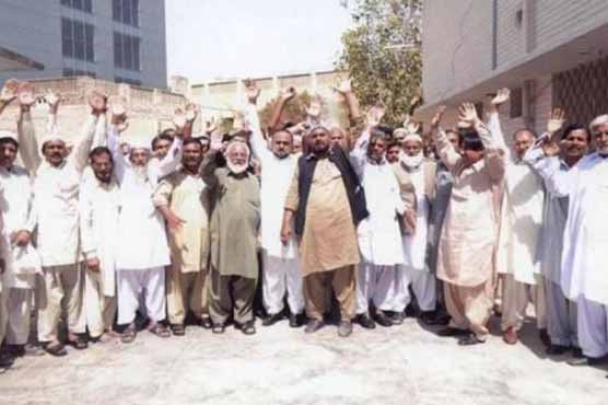 Multan: PTCL pensioners protest as pays delayed