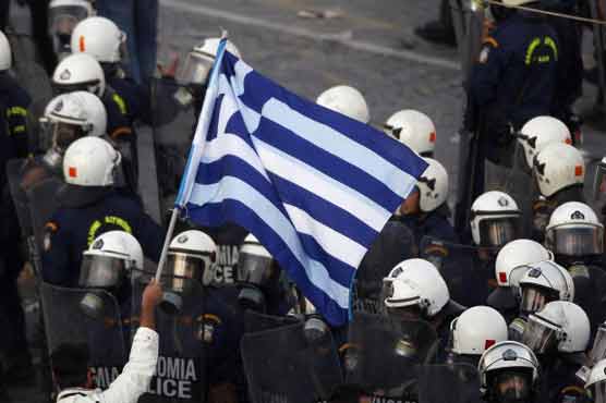 Greek PM under fire over referendum call on bailout