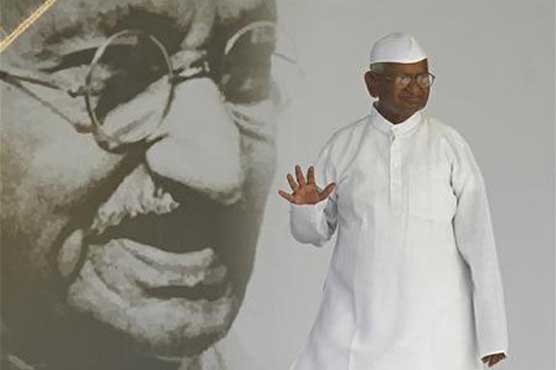 Indian anti-graft activist vows to reform group