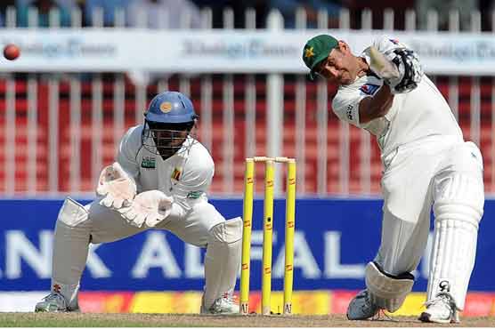 Sharjah Test: 3rd day, Pakistan 126-2 at lunch