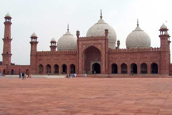 Badshahi Masjid to host largest Eid congregation