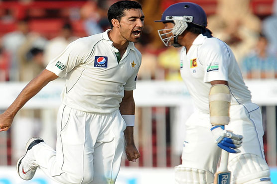 Sri Lanka leads Pakistan by 237 with 1 day left