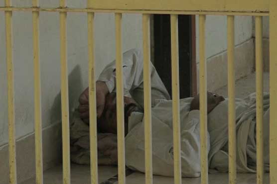 Court grants bail to two accused in grave digging case