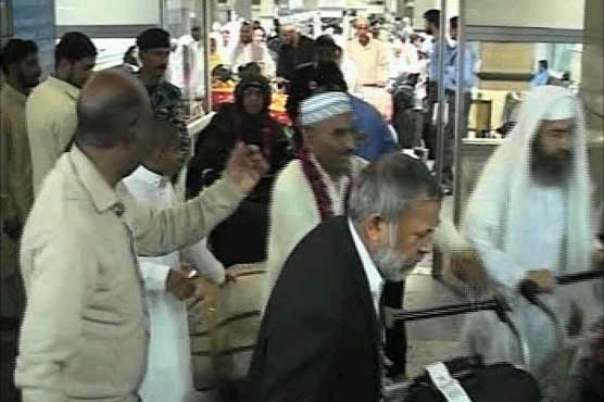 Delayed post-Hajj flights irk pilgrims