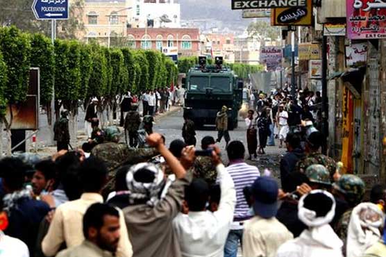 15 dead as govt forces shell Yemen demo