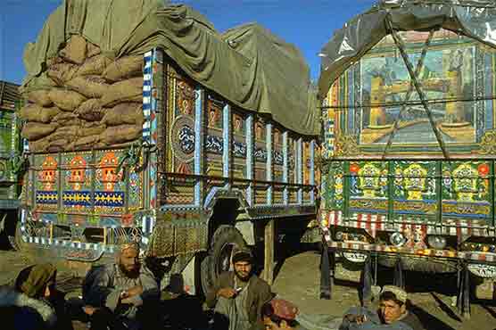 Pakistan allows more imports from India