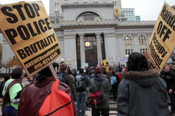 Police clear out downtown Occupy Oakland camp