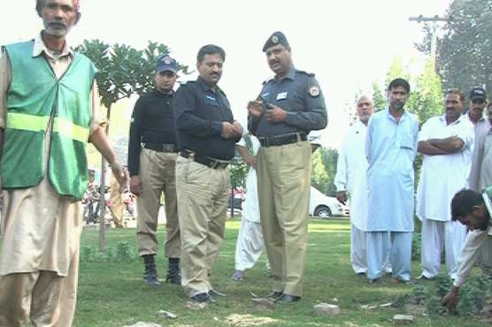 Lahore: corpse found in front of UET