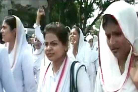 Multan: nurses protest for raise in salaries