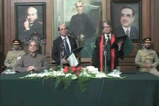 Sheikh Azmat Saeed takes oath as LHC chief