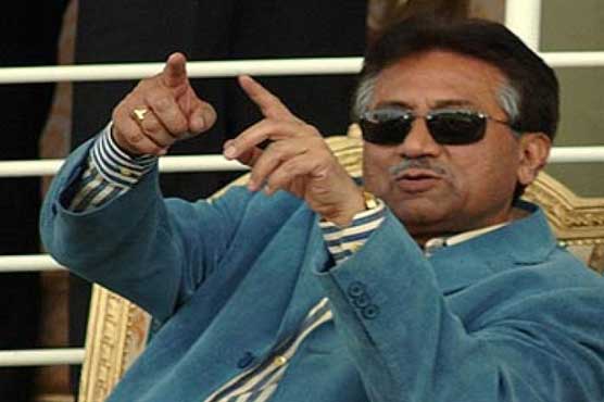 Musharraf chides, praises Imran in one go