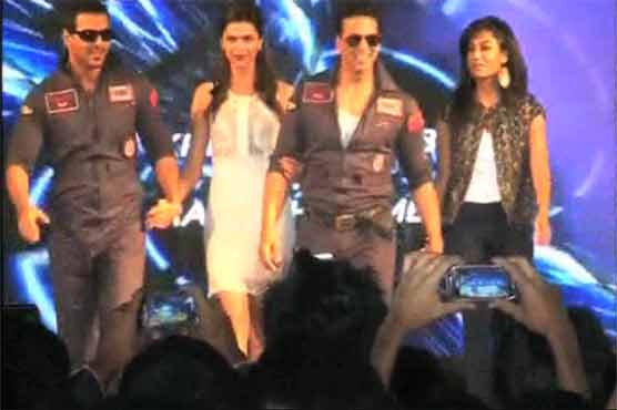 Deepika, John Ibrahim, Akshay walk the ramp