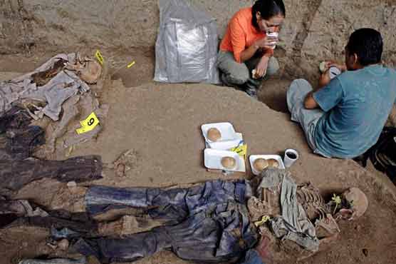 Guatemala identifies two victims of civil war