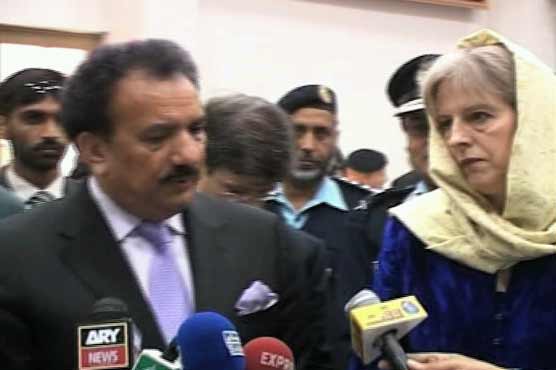 UK Home Secretary pays respects to victims of terrorism in Pakistan