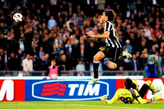 Juventus top of league after 1-0 win at Lazio