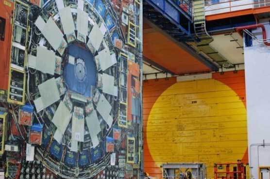 Major US atom-smasher closes after 25 years  