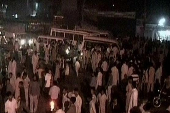 Lahore: Unscheduled loadshedding irks people