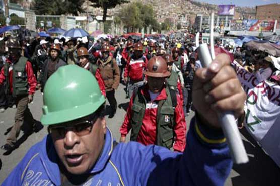 Bolivia: protesters resume march against road construction