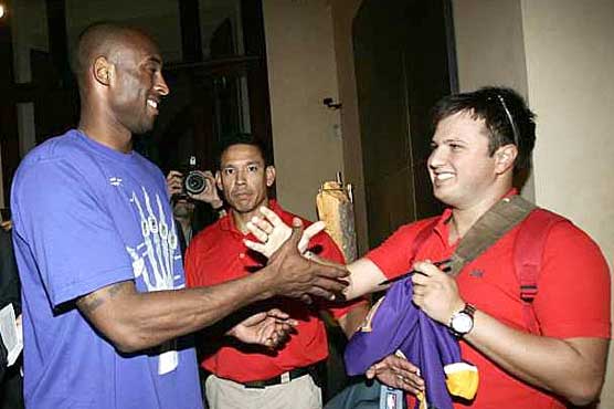 Kobe Bryant, Bologna working 'intensely' on deal