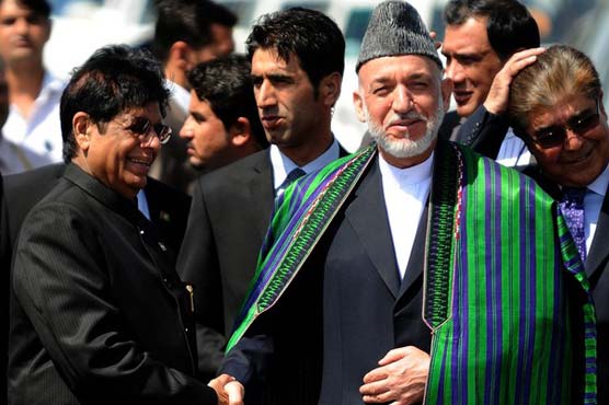 Karzai visits India amid Pak-Afghan diplomatic row