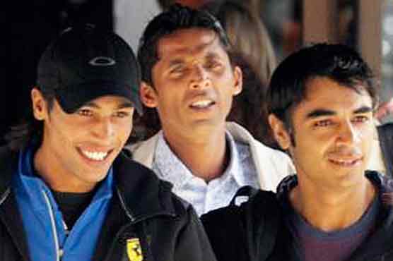 Spot-fixing trio go on trial