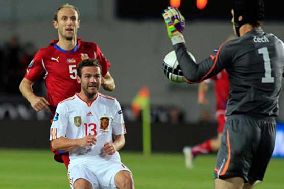 Spain win 2-0 at Czech Republic in Euro qualifier