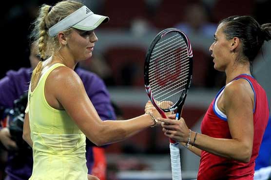 Pennetta knocks Wozniacki out of China Open